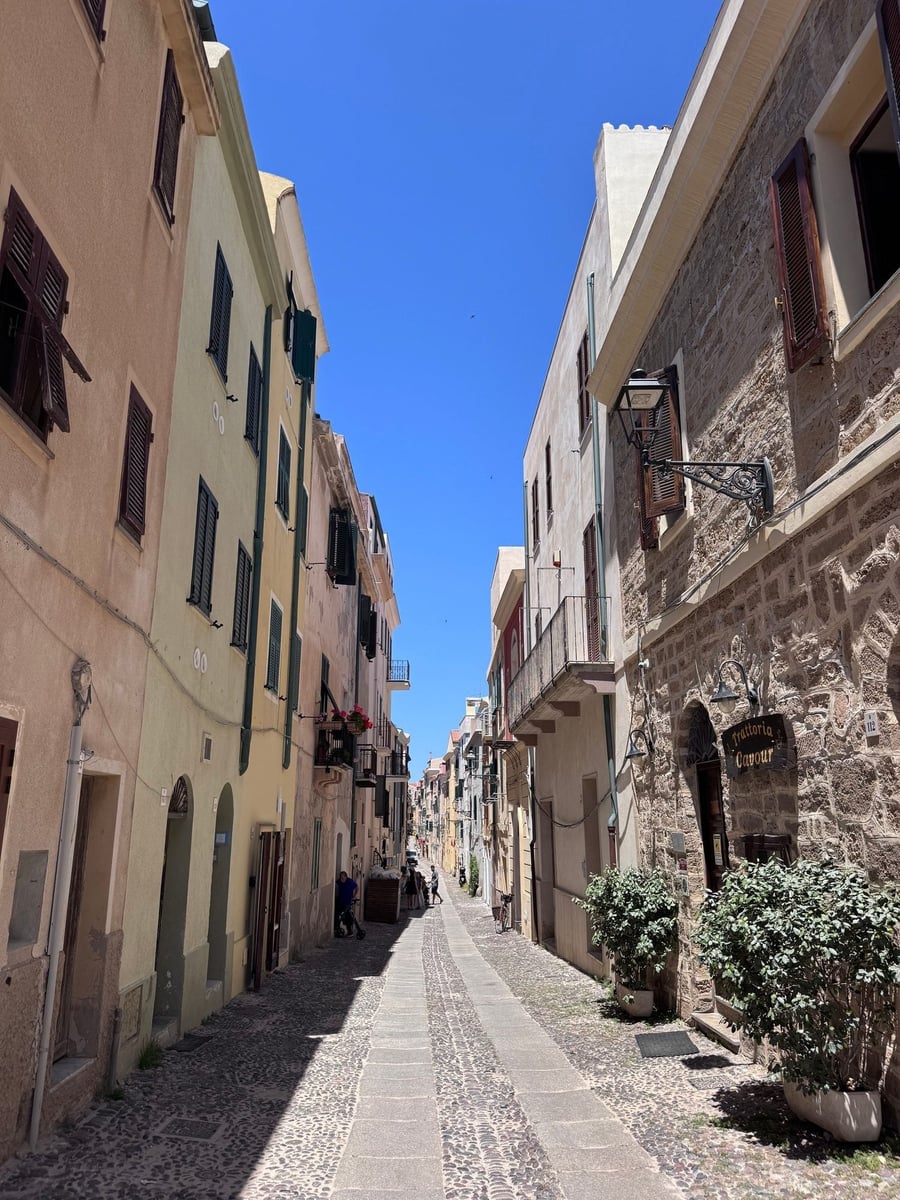 The Catalan quarter — Where Alguerès is still spoken