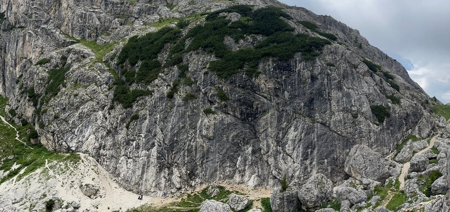 Il Sas de Stria — La montagna della leggenda sopra il Passo Falzarego