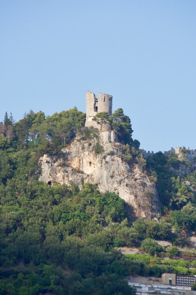 Torre dello Ziro — La torre di avvistamento sopra la valle
