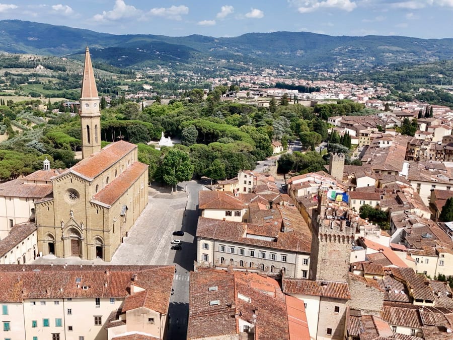 Il Duomo in cima — La cattedrale sul punto più alto, sopra tutto il resto
