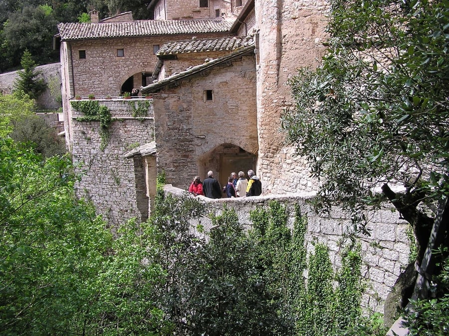 Eremo delle Carceri — Il ritiro di Francesco tra i boschi del Subasio