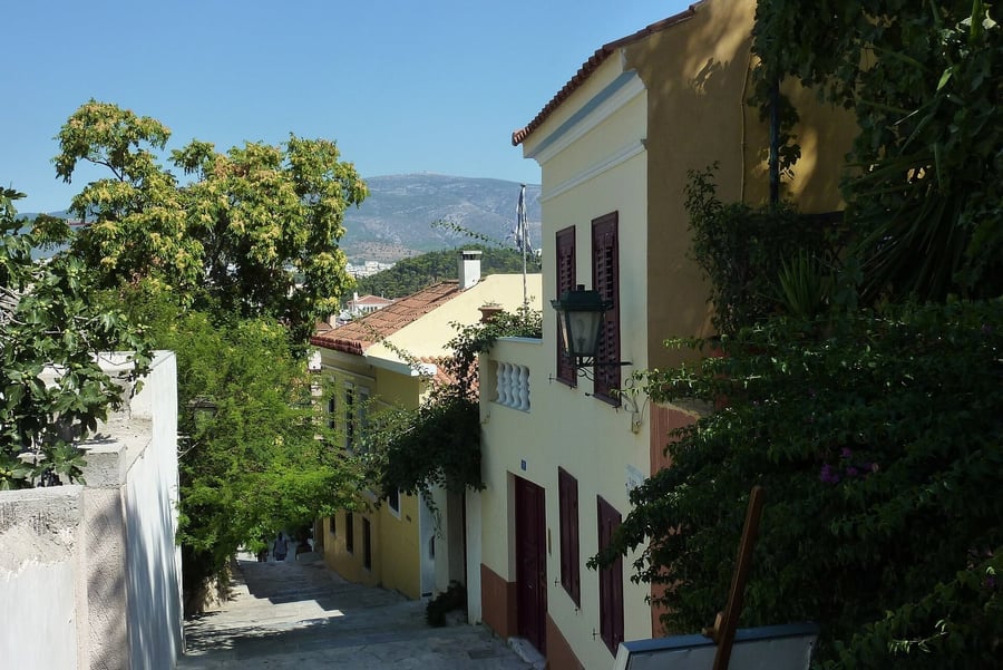 Il quartiere di Plaka — Il centro storico ai piedi dell'Acropoli