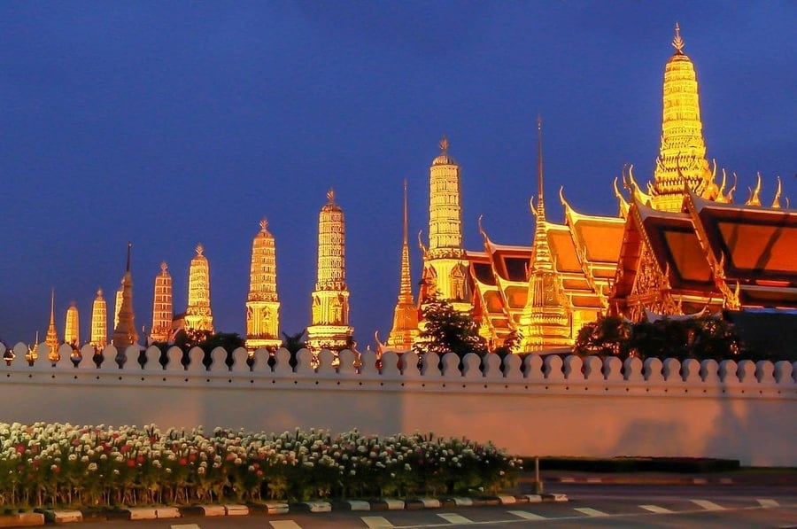 Wat Phra Kaew — Il Tempio del Buddha di Smeraldo nel Grande Palazzo