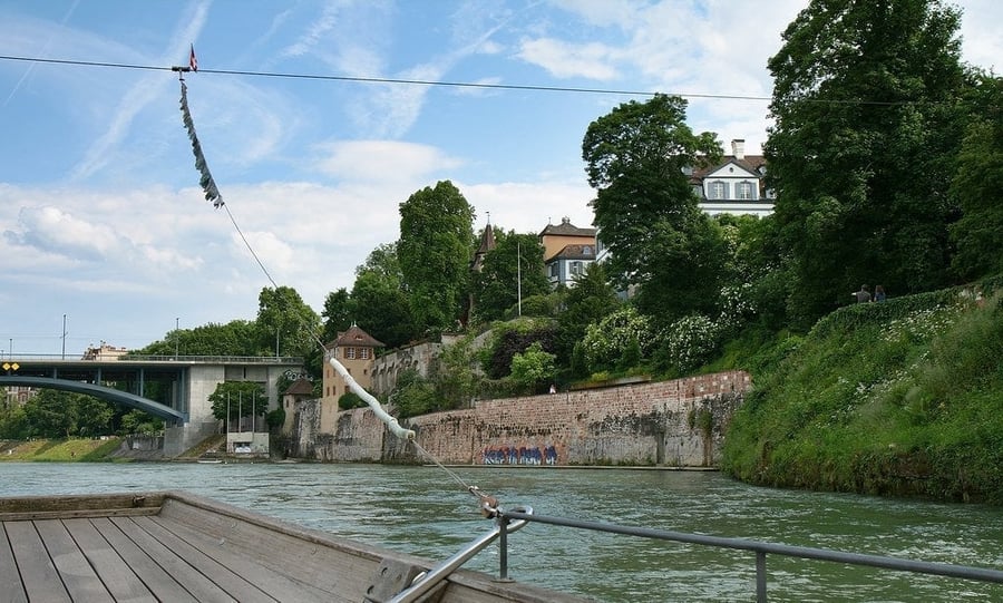 The cable ferry — Four boats crossing the Rhine with no engine