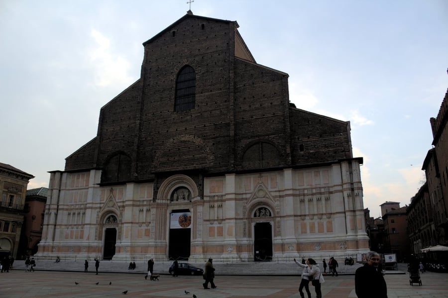 Basilica of San Petronio — The sixth-largest church in Italy