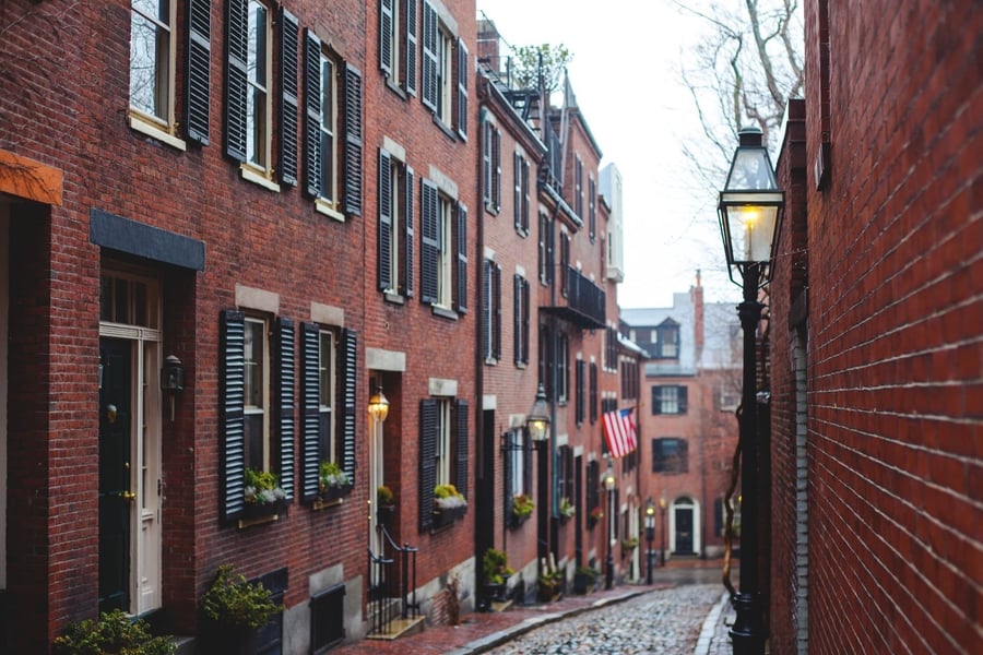 Beacon Hill — Vicoli acciottolati e lampioni a gas