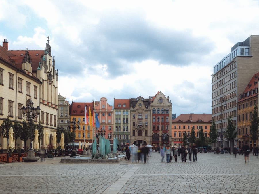 Le case del Rynek — Le facciate colorate intorno all'Antico Municipio