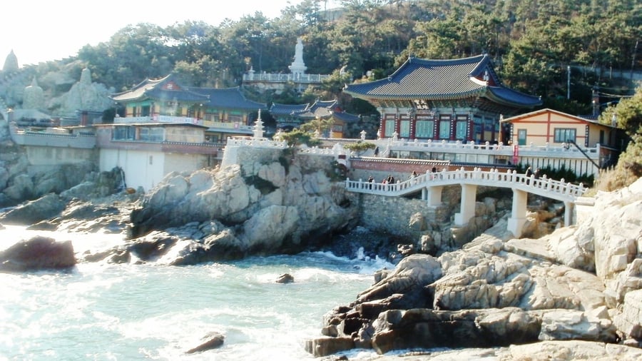 Tempio Haedong Yonggungsa — Uno dei pochi templi buddisti coreani costruito sul mare
