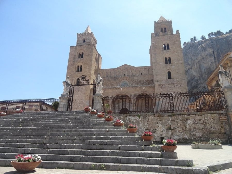 Duomo di Cefalù — Una cattedrale normanna nata da un voto fatto in tempesta