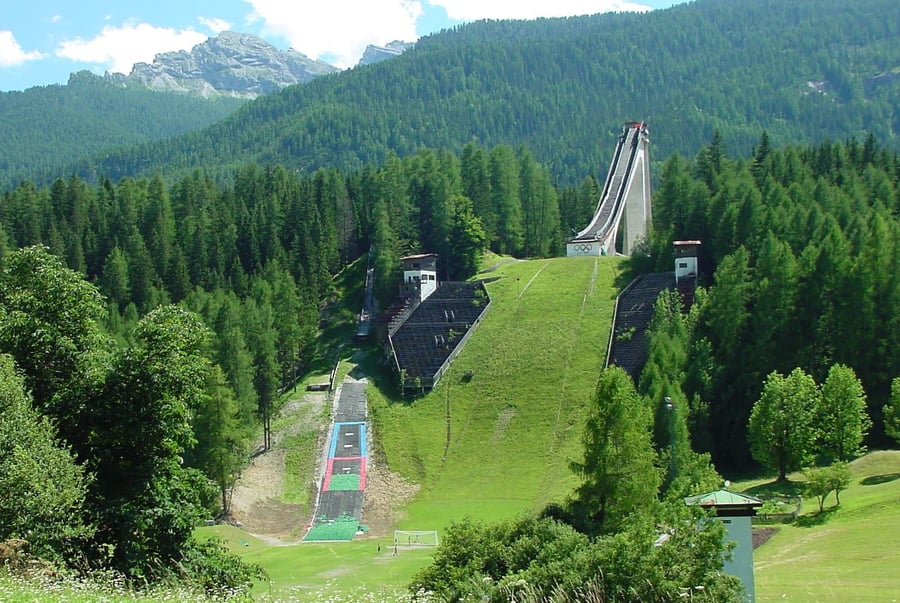 Trampolino Olimpico Italia — Il trampolino che nel 1956 lanciò Cortina sulla scena olimpica mondiale