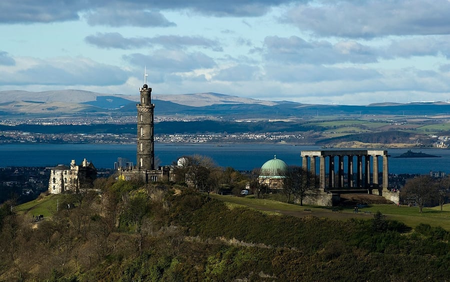 Calton Hill — The unfinished monuments on the hill