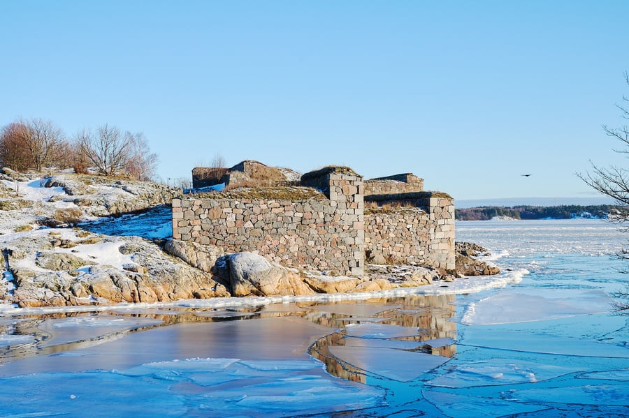 Fortezza di Suomenlinna — L'isola fortificata all'ingresso del porto di Helsinki