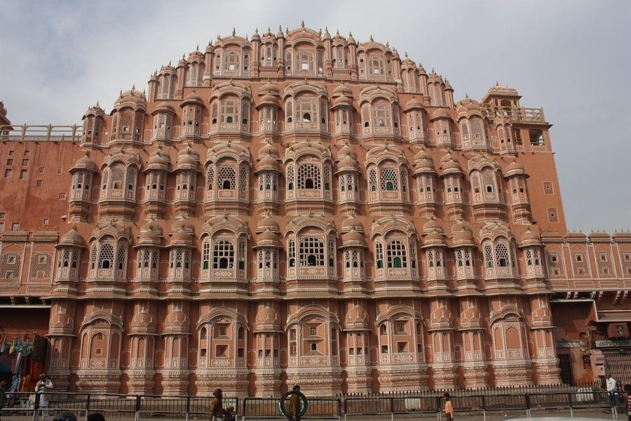 Hawa Mahal — Il palazzo dei venti trafitto da mille finestre