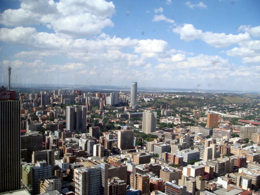 Ponte City Tower — The cylindrical skyscraper of 1975, seen from the skyline