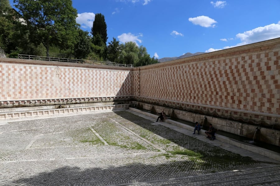 Fountain of the 99 Spouts — Ninety-nine jets, one for each founding castle
