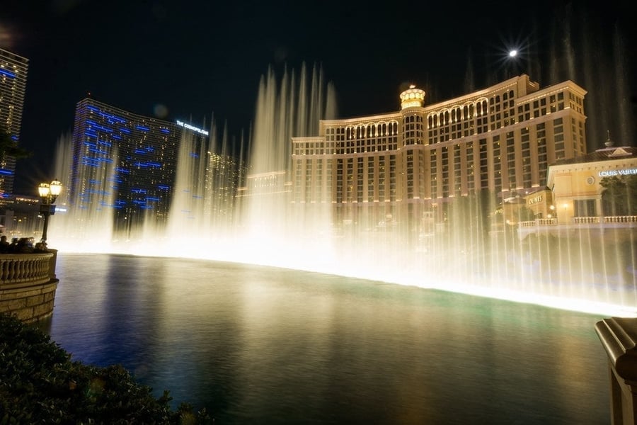 Fontane del Bellagio — Getti d'acqua altissimi che danzano a tempo di musica