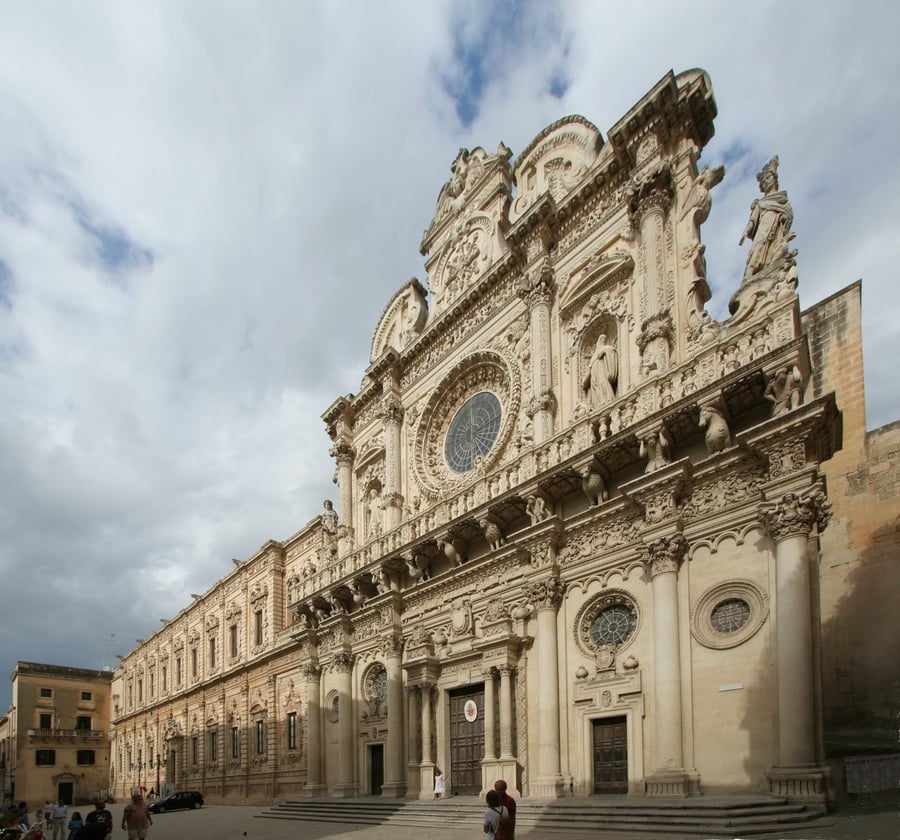Basilica di Santa Croce — Il capolavoro del barocco leccese scolpito nella pietra dorata