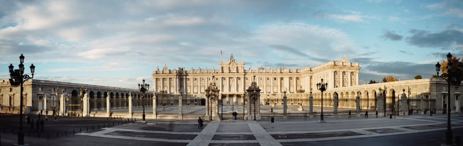Il Palacio Real — La residenza ufficiale più grande d'Europa occidentale