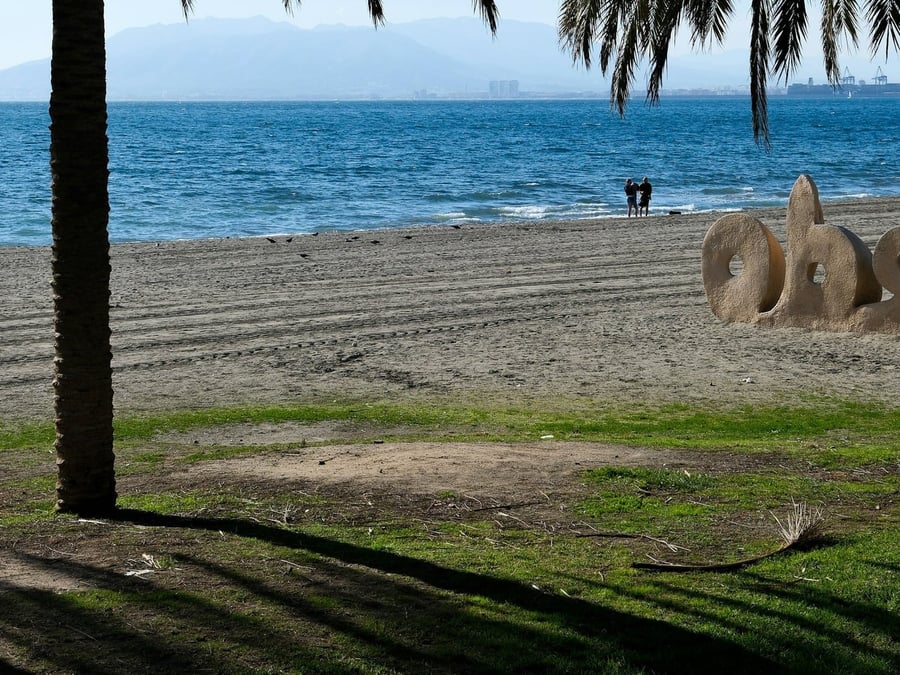 Playa de la Malagueta — La spiaggia urbana simbolo della città