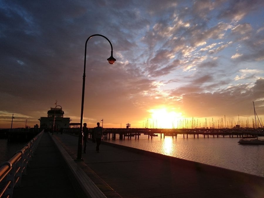 St Kilda Pier — Il molo storico dove al tramonto emergono le piccole pinguine blu
