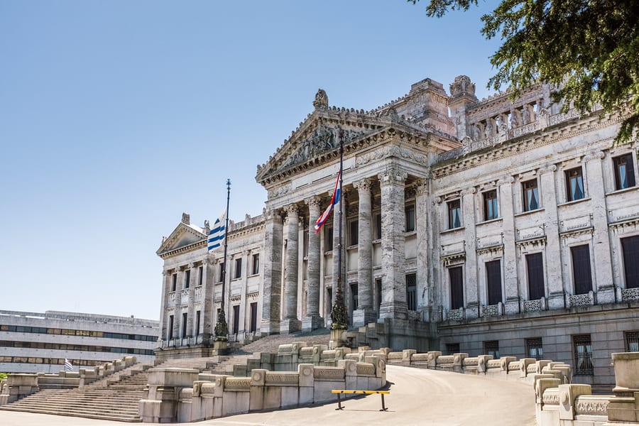 Il Palacio Legislativo — Marmi e graniti uruguaiani per il Parlamento