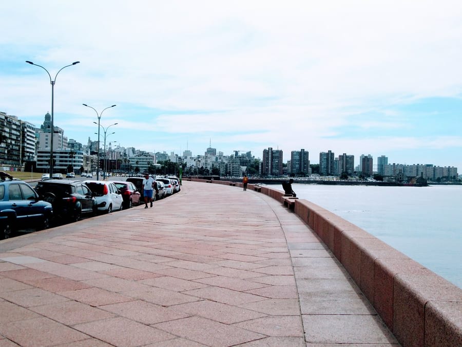 La Rambla — Ventidue chilometri di lungomare sul Río de la Plata