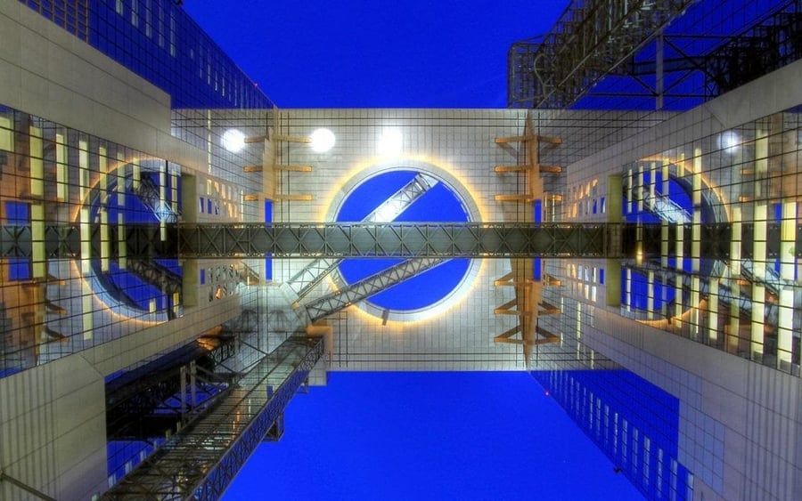 Umeda Sky Building — Due torri unite da un giardino sospeso a 173 metri