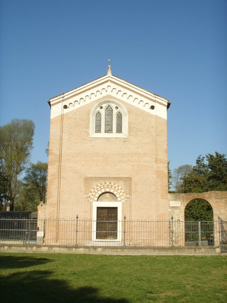 Cappella degli Scrovegni — Il blu di Giotto che racconta la vita della Vergine e di Cristo in trentotto scene