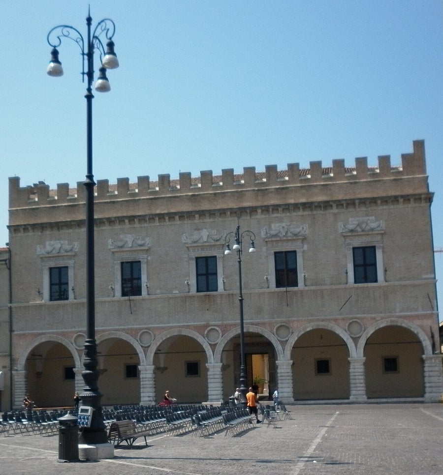 Palazzo Ducale — La residenza degli Sforza e dei Della Rovere