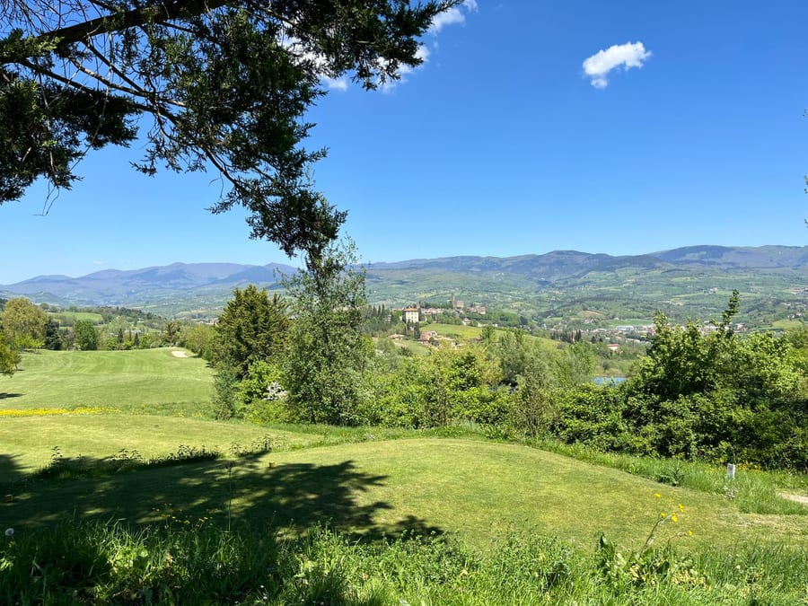 Il Casentino — La prima valle dell'Arno, prima che diventi un fiume vero