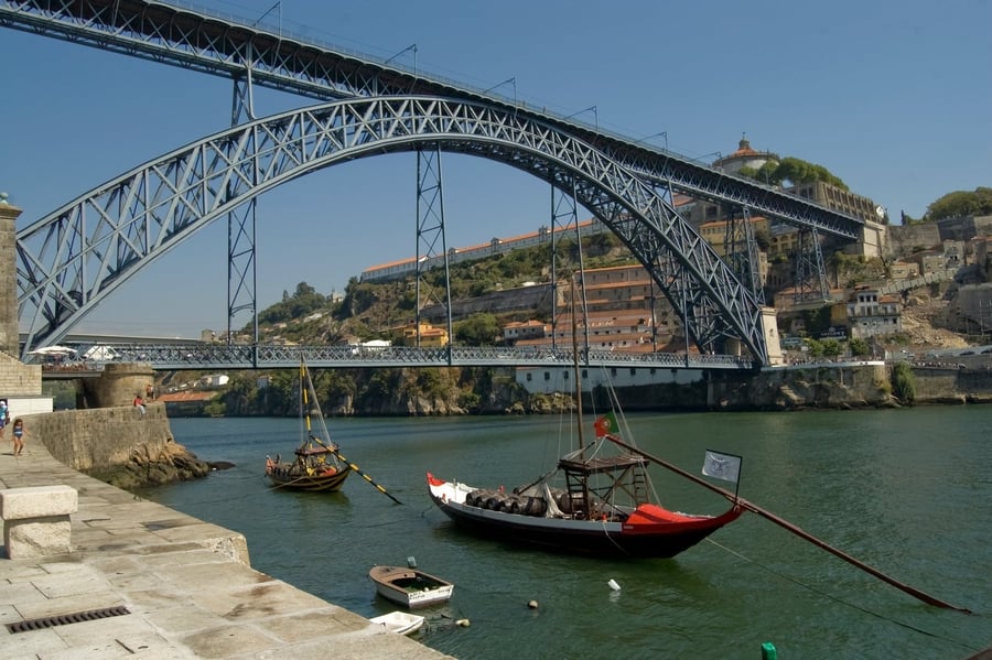 Dom Luís I Bridge — The two-level iron bridge linking Porto to Vila Nova de Gaia