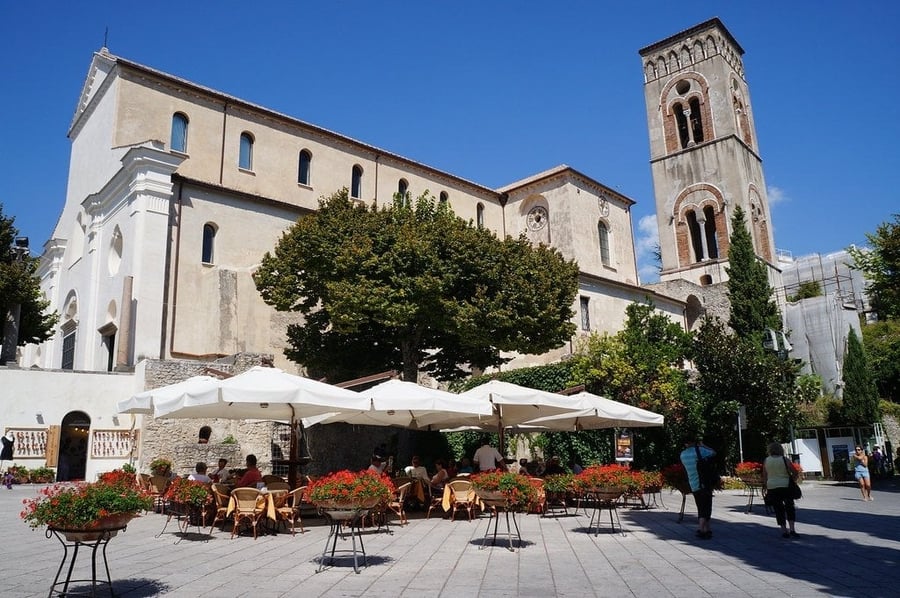 Duomo di Ravello — Le porte di bronzo di Barisano da Trani