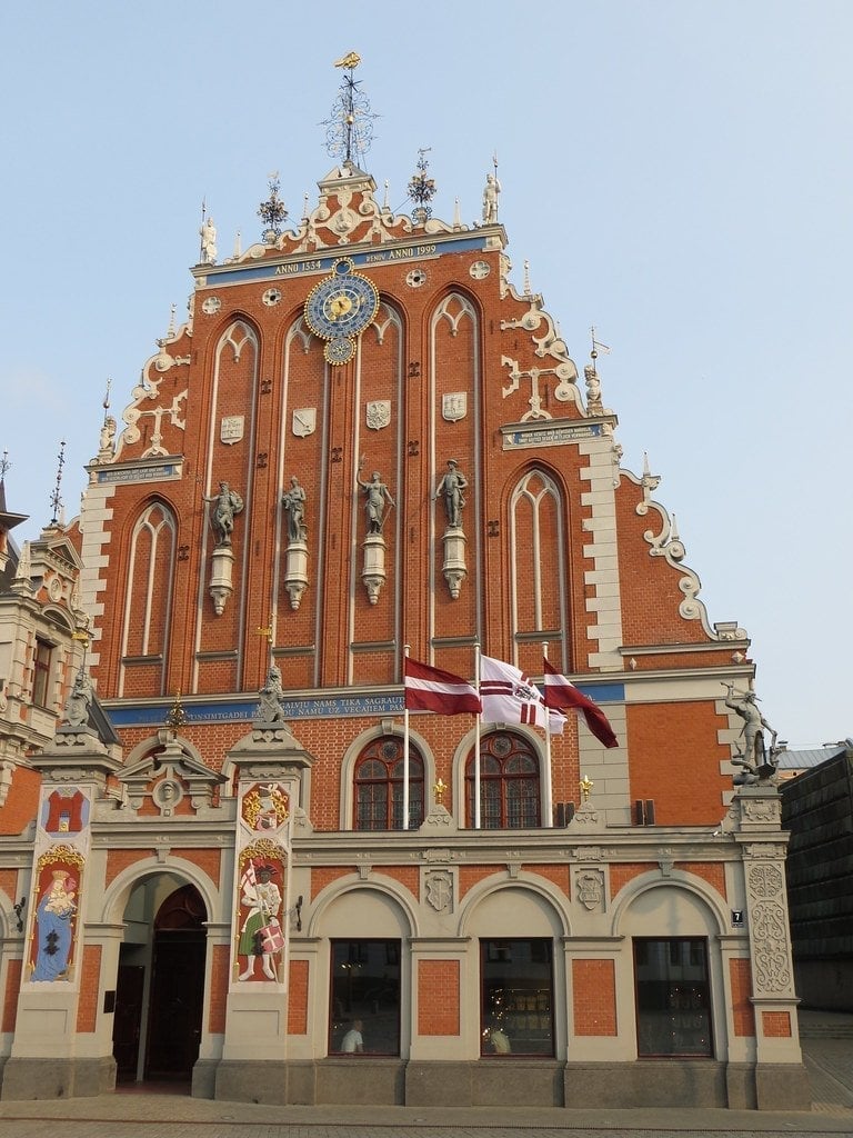 The House of the Blackheads — The Renaissance facade rebuilt brick by brick after the war