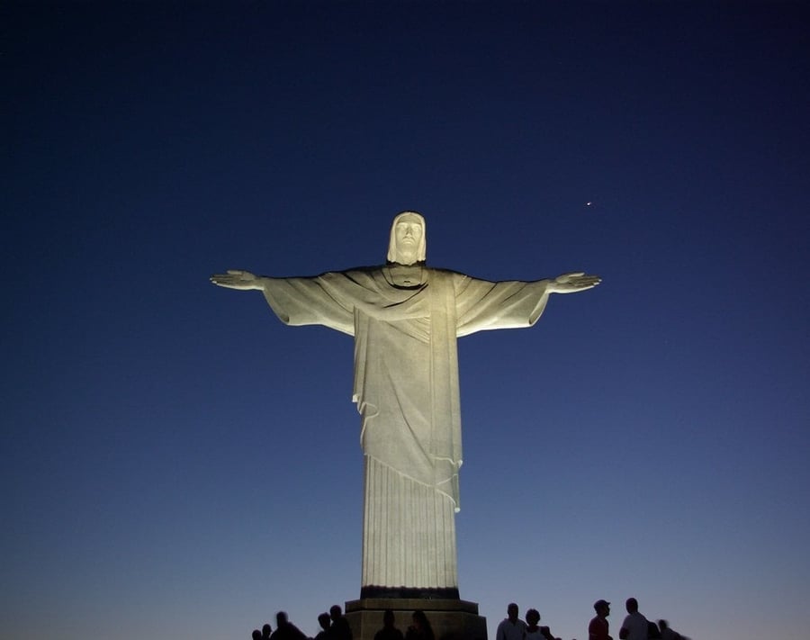 Cristo Redentor — Le braccia aperte sul Corcovado, simbolo di Rio nel mondo