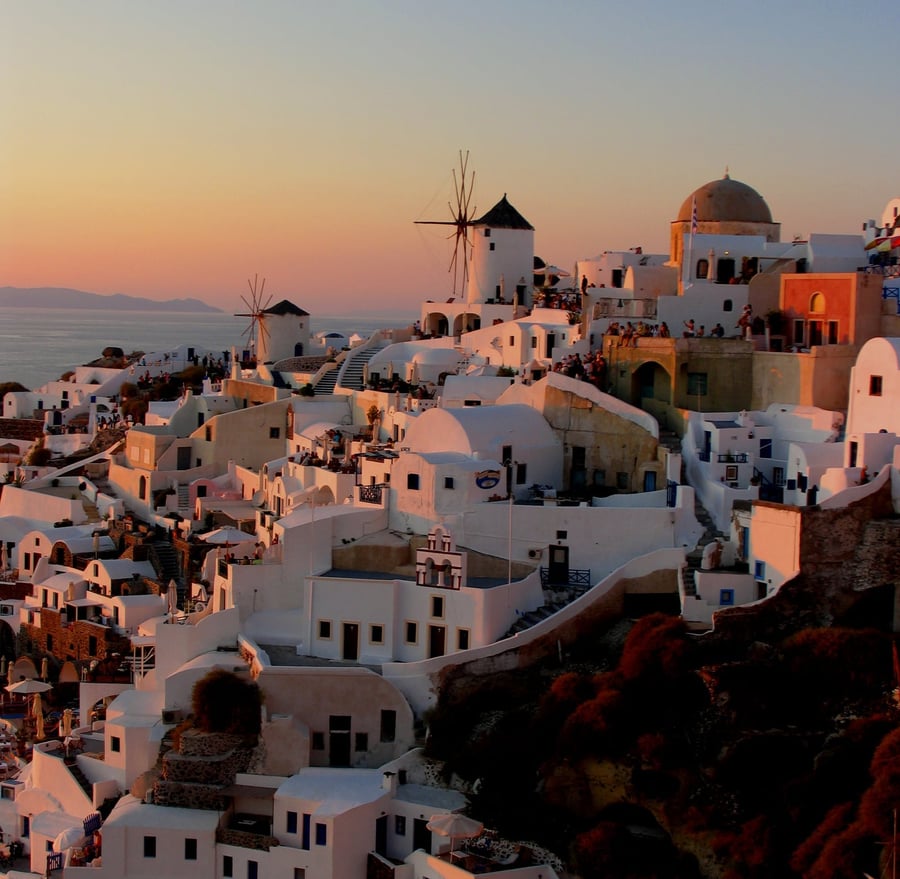 Tramonto a Oia — Il tramonto più fotografato dell'Egeo