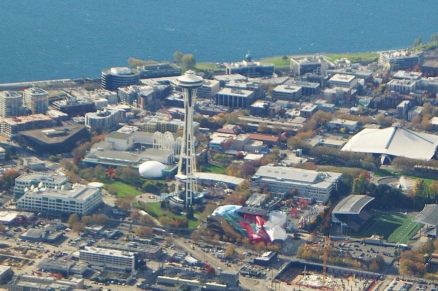 La Space Needle — 184 metri costruiti in 400 giorni