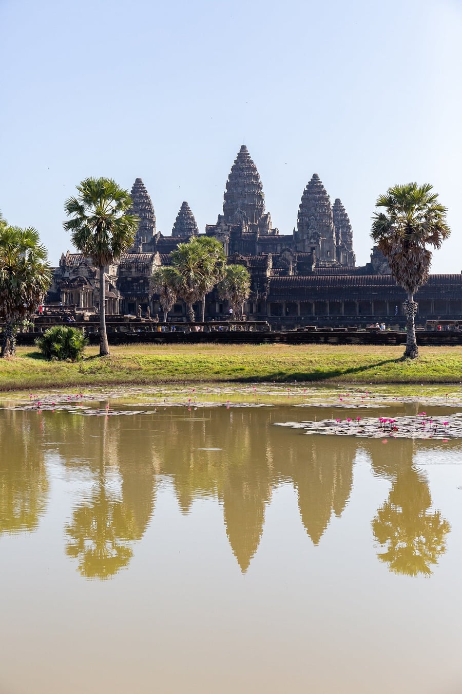 Angkor Wat — Il più grande complesso religioso del mondo