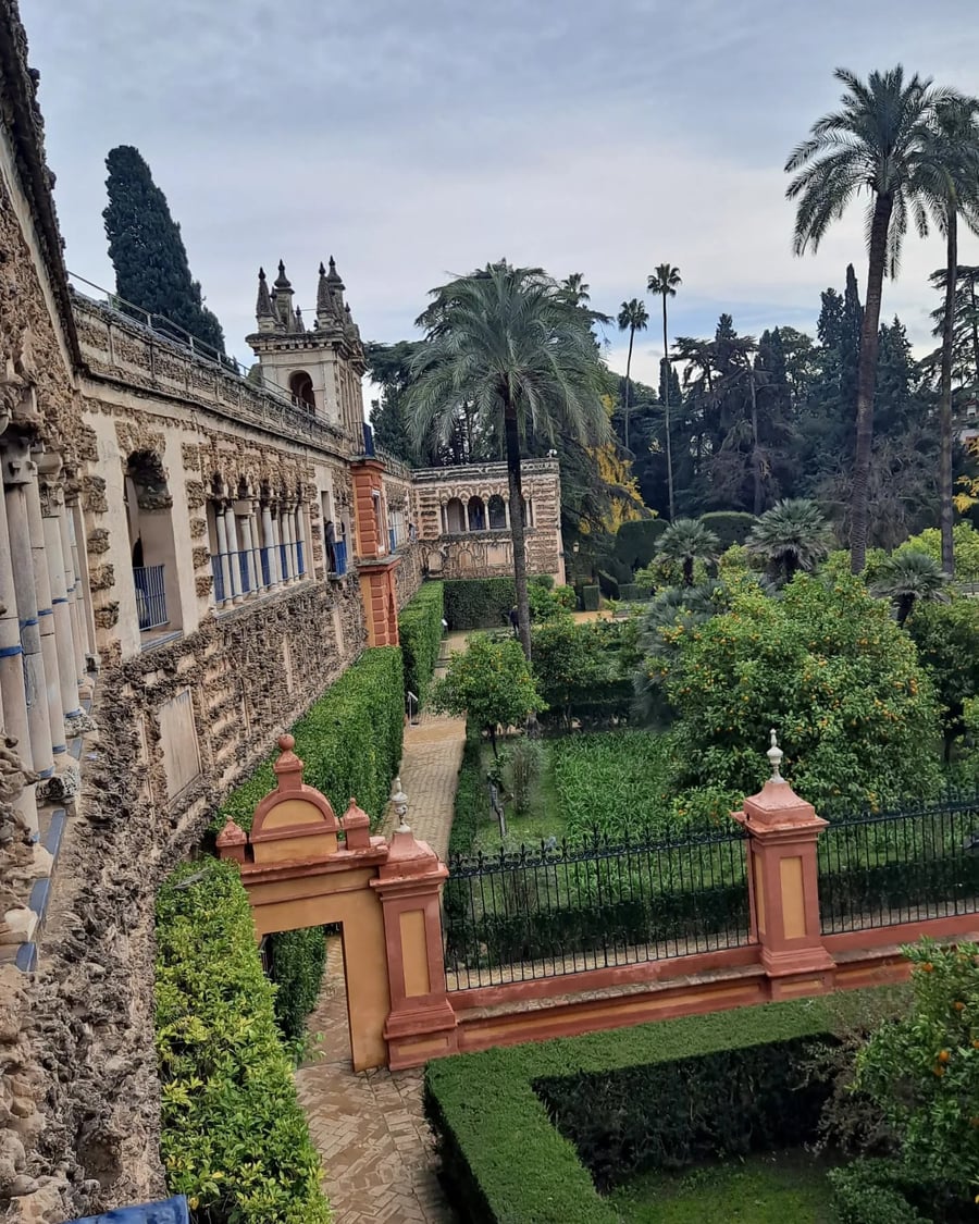 Real Alcázar — Il palazzo reale mudéjar ancora abitato dalla famiglia reale spagnola