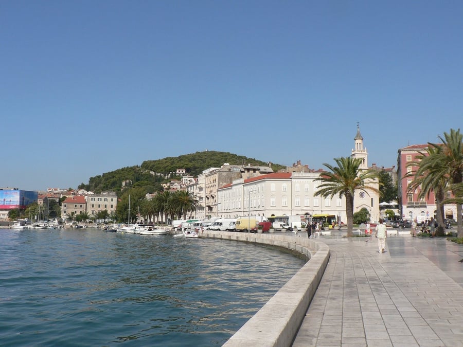 La Riva — La passeggiata sul mare dove Spalato si affaccia sull'Adriatico