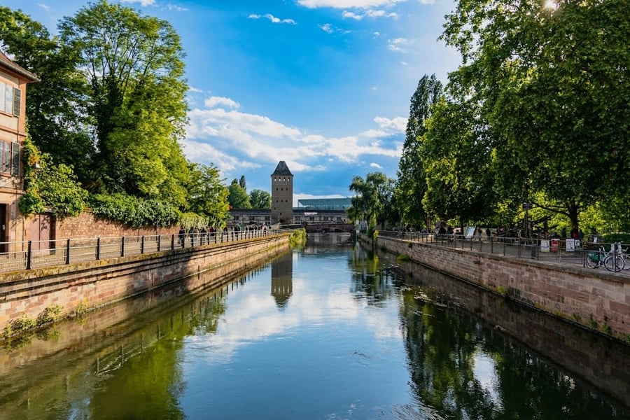 Ponts Couverts — Three bridges and four medieval towers guarding the old town