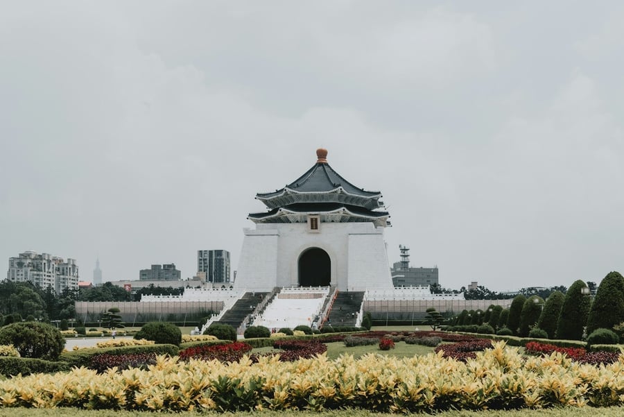Memoriale di Chiang Kai-shek — 89 gradini, uno per ogni anno di vita del generalissimo
