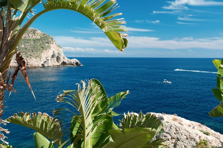 Isola Bella — L'isolotto collegato da una lingua di sabbia