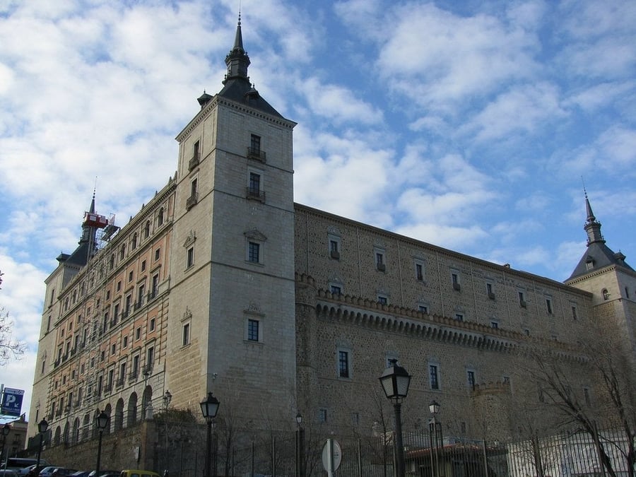 L'Alcázar di Toledo — La fortezza che domina lo skyline della città