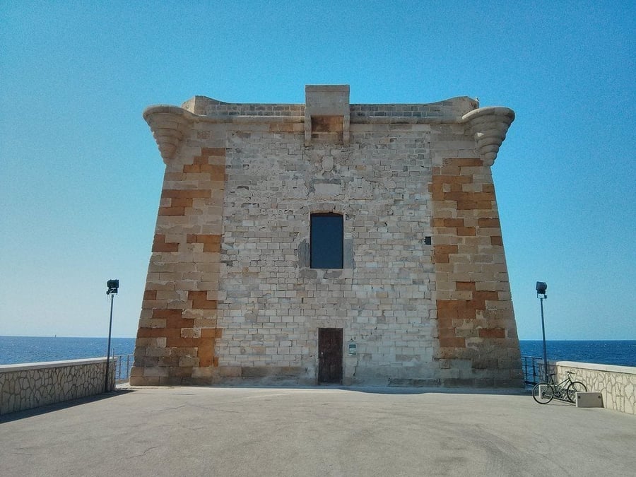Torre di Ligny — Il fortino sulla punta estrema della città