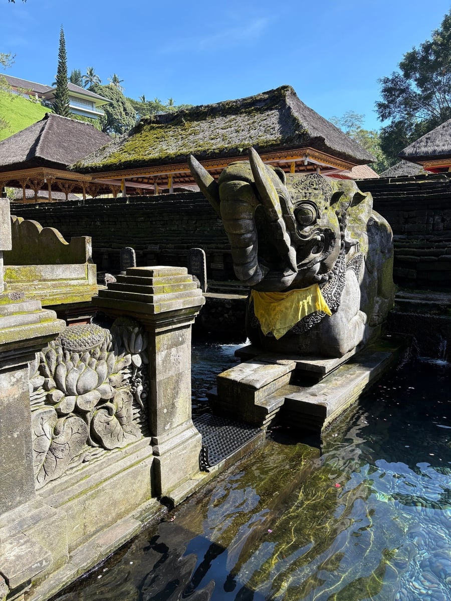 Tirta Empul — Le sorgenti sacre dove i balinesi si purificano