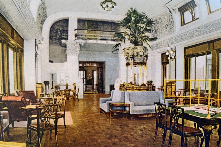 Il Grand Hotel, 1917 — Il salone Liberty di Giuseppe Sommaruga, a 1027 metri sul Monte Tre Croci