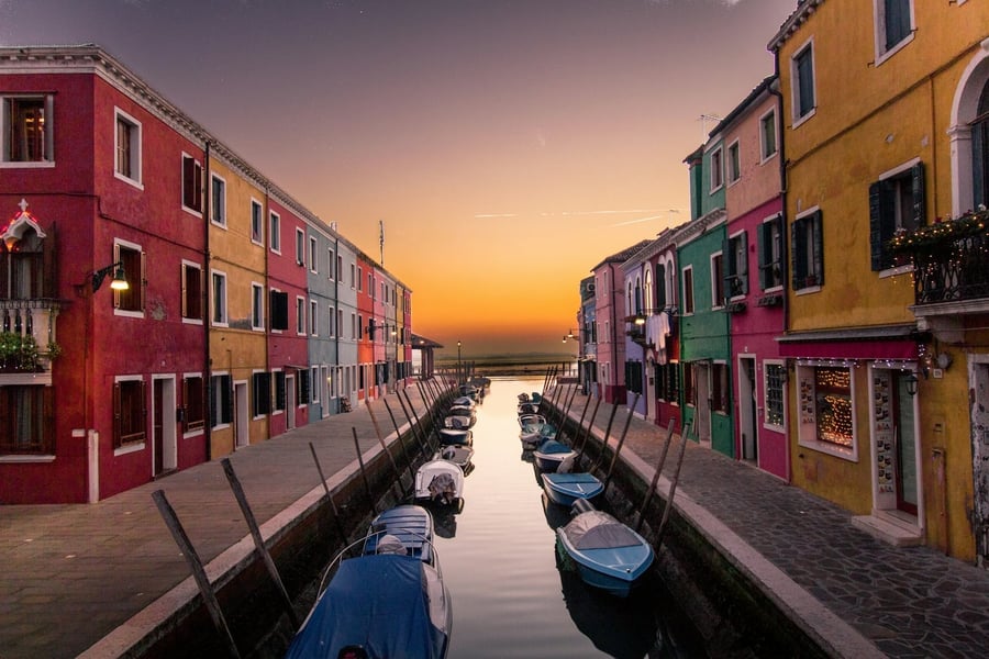 Burano — Le case colorate dei pescatori