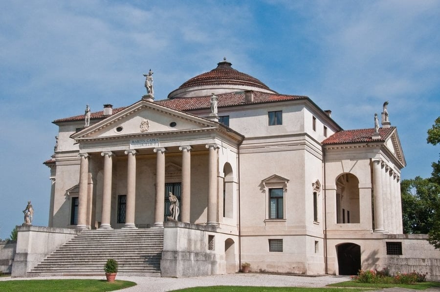 Villa La Rotonda — Quattro facciate identiche a colonnato che ispirarono ville in tutto il mondo