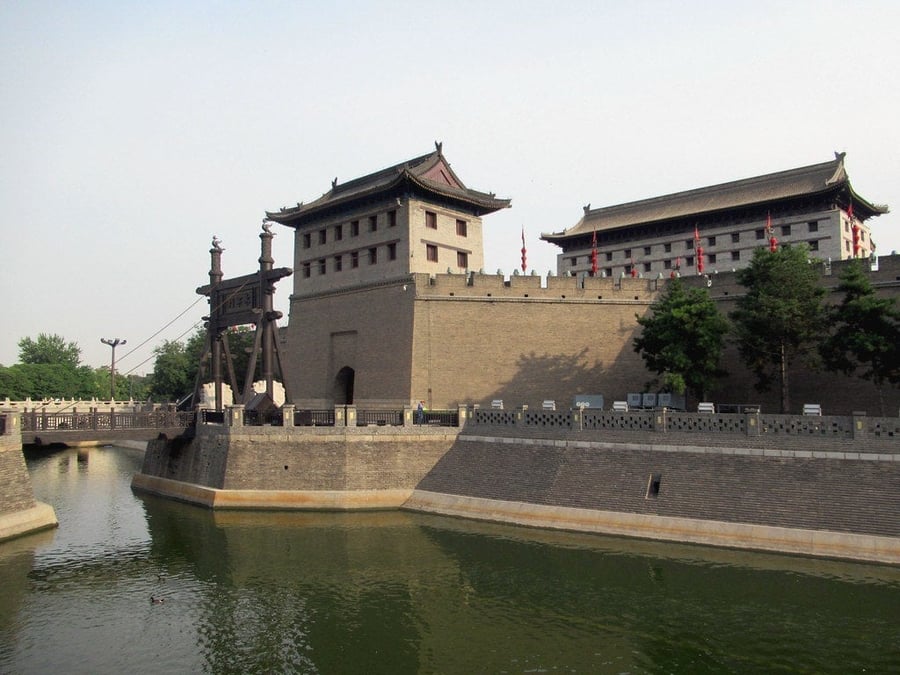 Mura di Xi'an — 13 chilometri di mattoni ancora percorribili in bicicletta